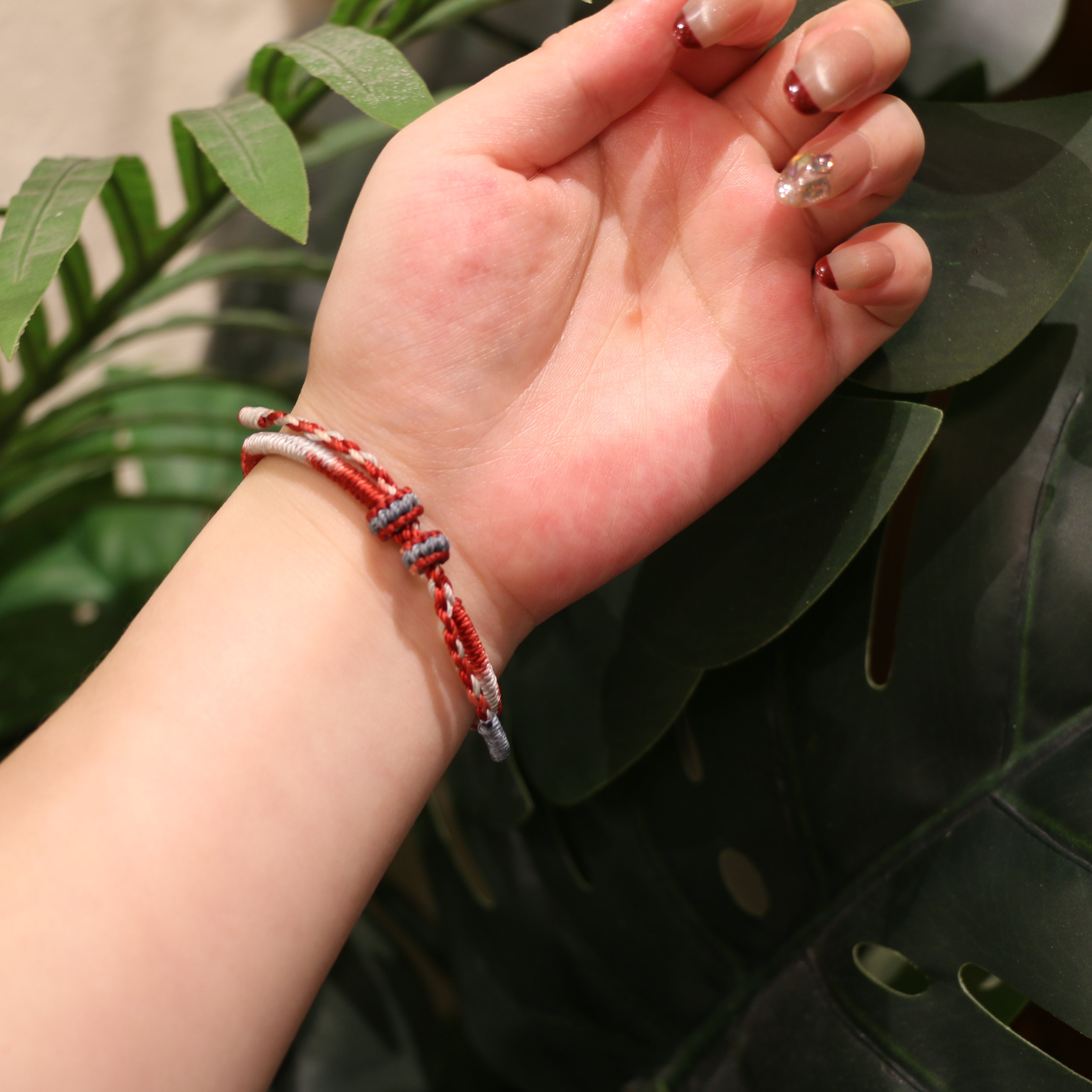 Silver Letter Diamond（Small）- Knot Wrist Rope